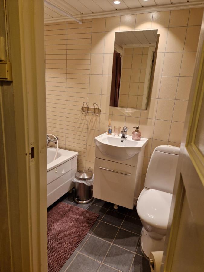 Your Place To Stay In Lofoten At Our Family House! Ballstad Eksteriør bilde